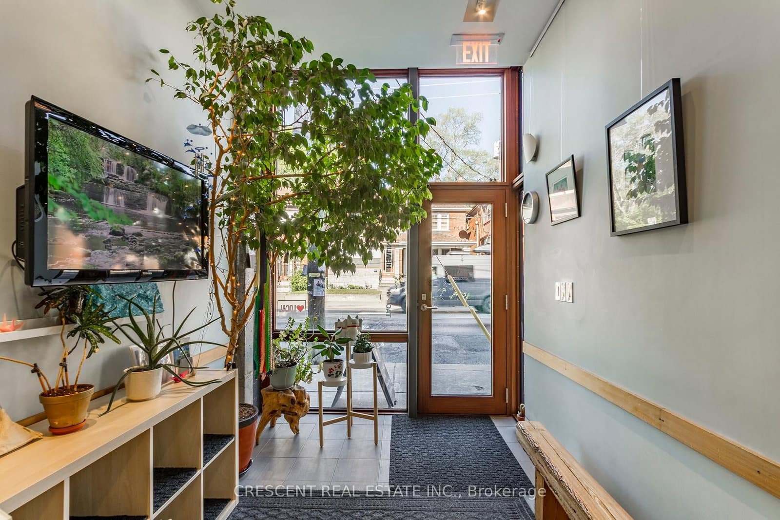 375 Jane Street thumbnail 4