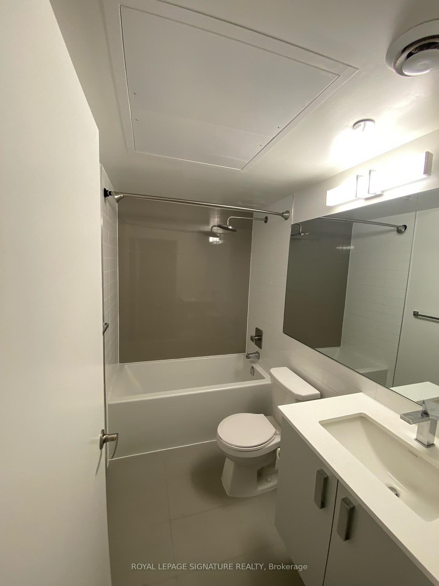 30 Gibbs Road, Unit 104 thumbnail 2