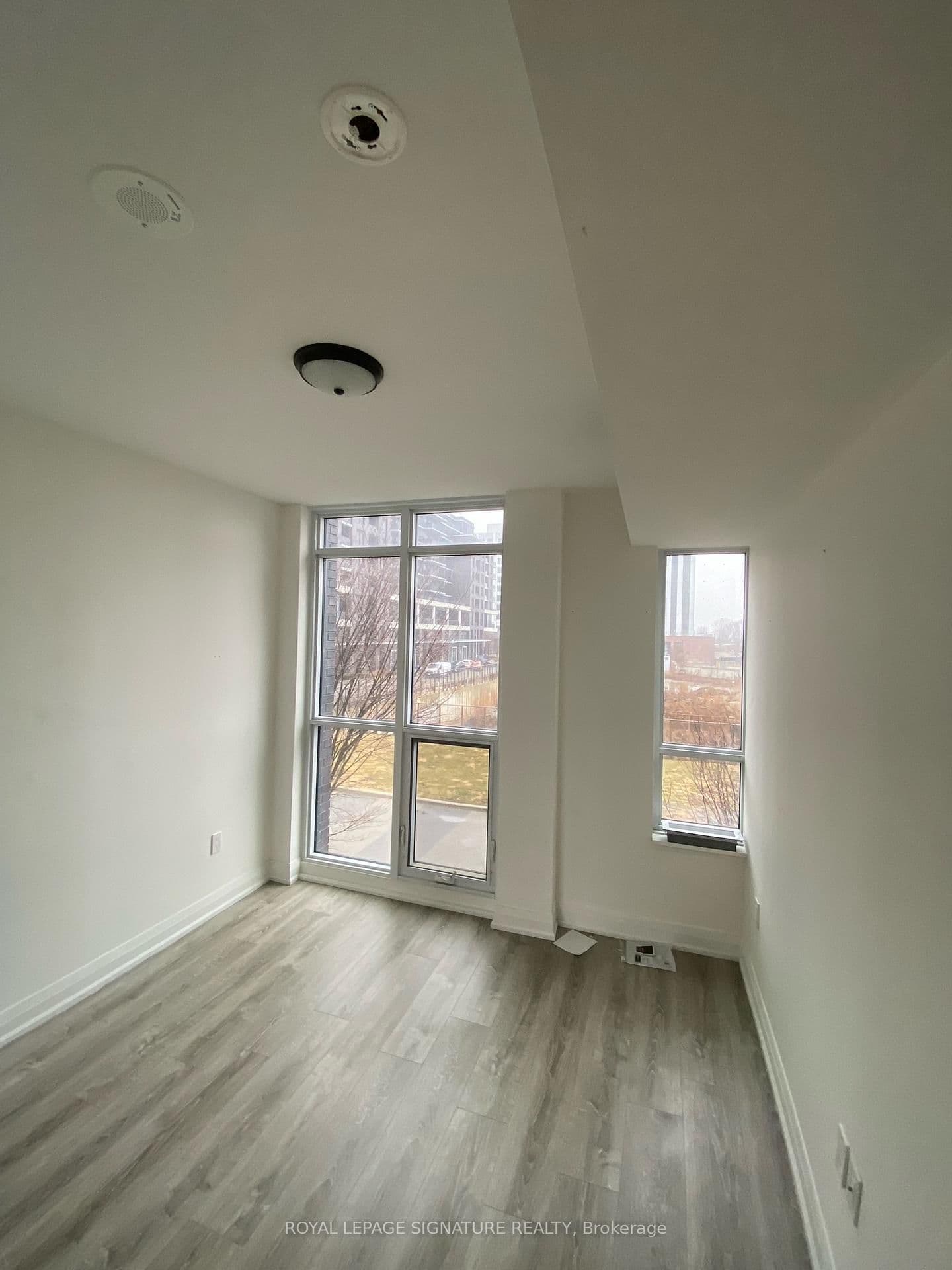 30 Gibbs Road, Unit 104 thumbnail 7