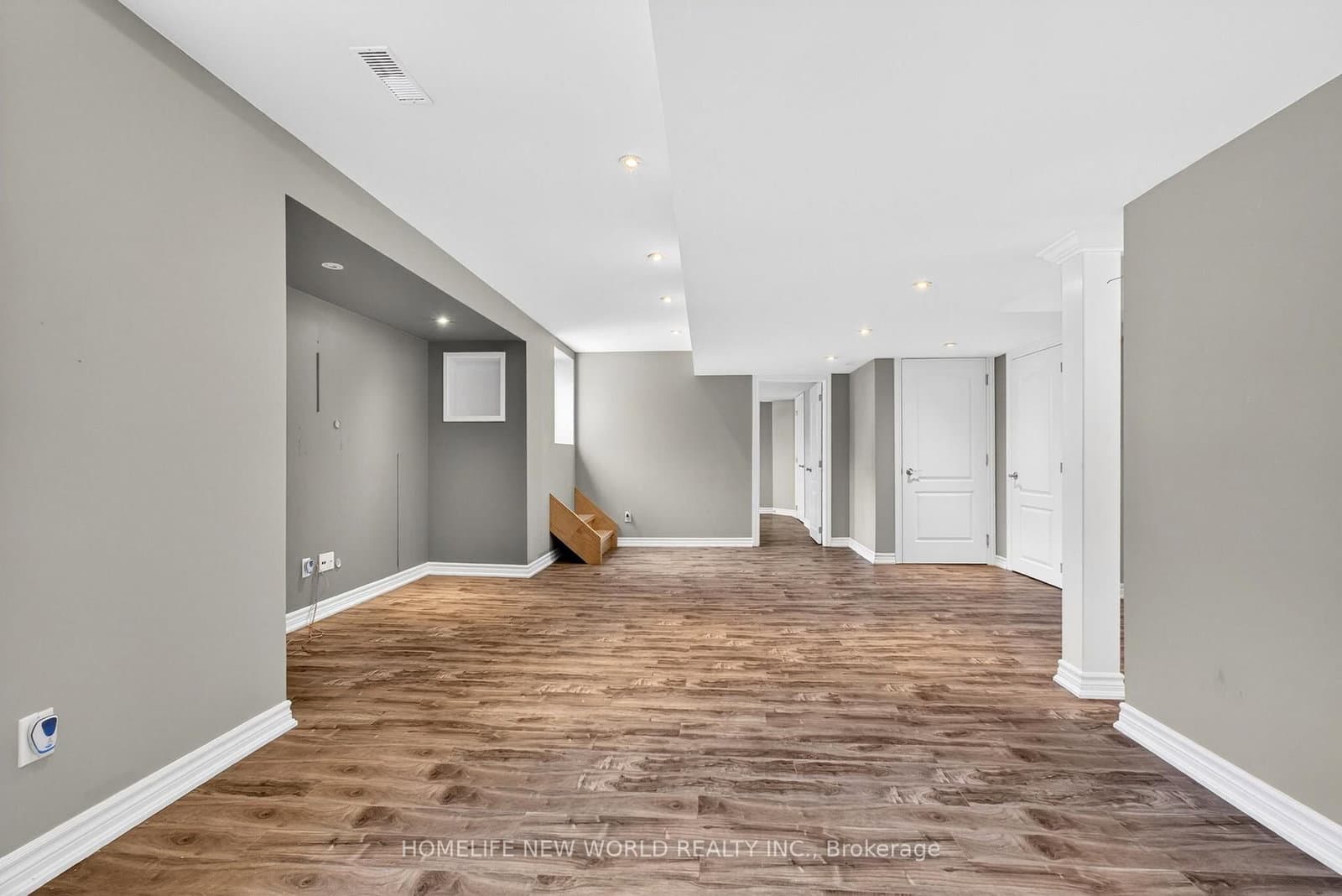 5313 Longford Drive thumbnail 36