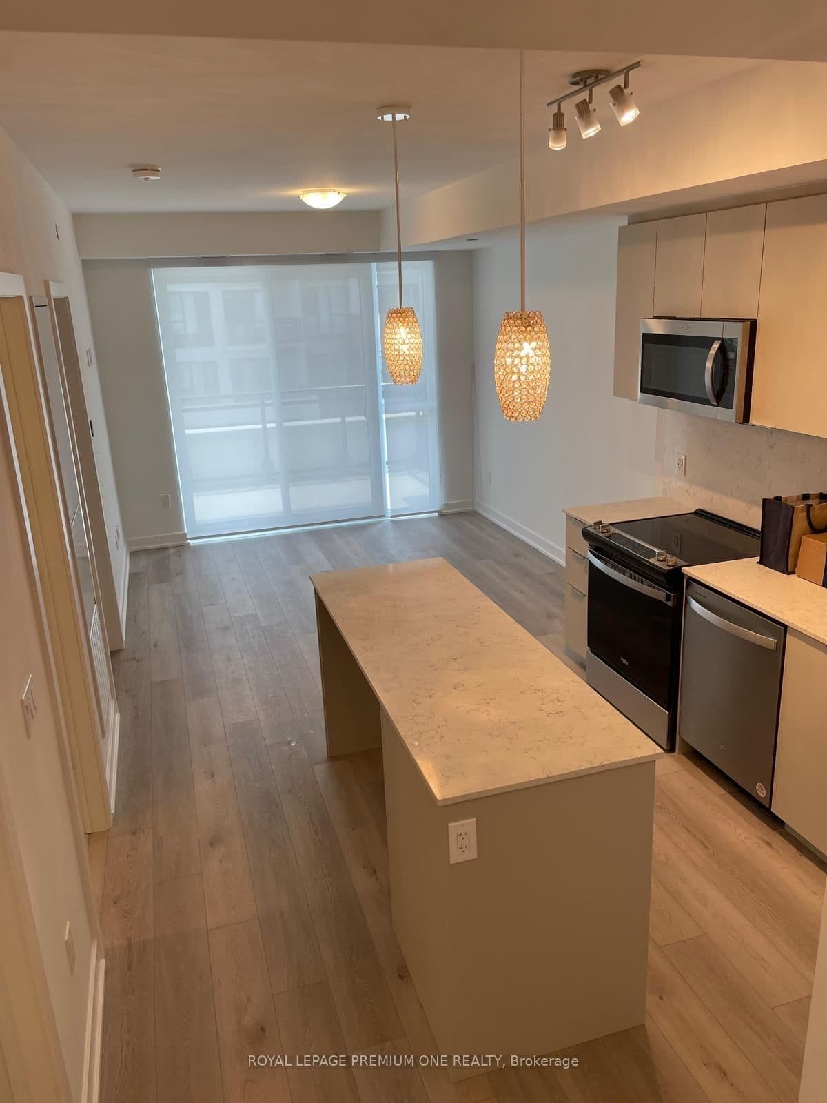770 Whitlock Avenue, Unit 412 thumbnail 6
