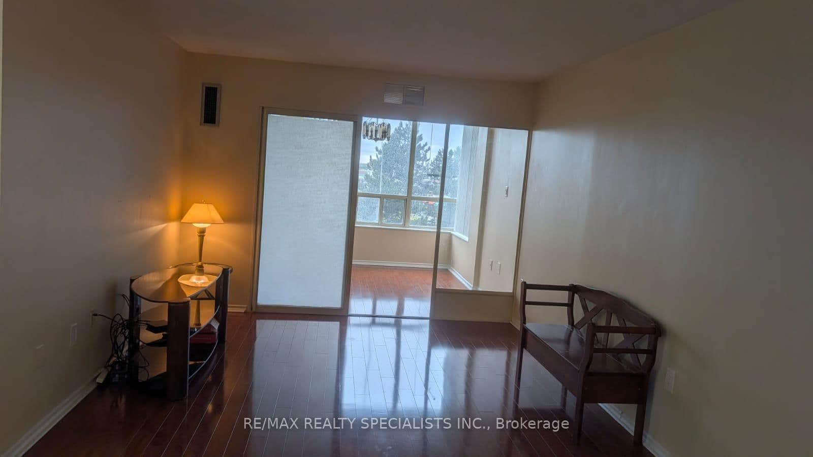 20 Cherrytree Drive, Unit 505 thumbnail 9