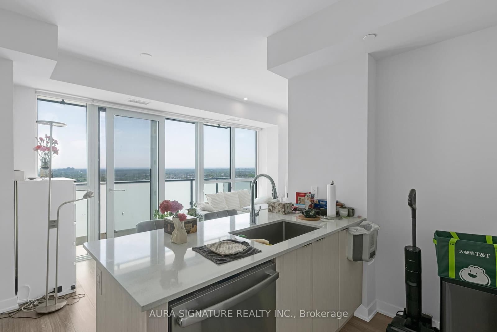 430 Square One Drive, Unit 2408 thumbnail 10