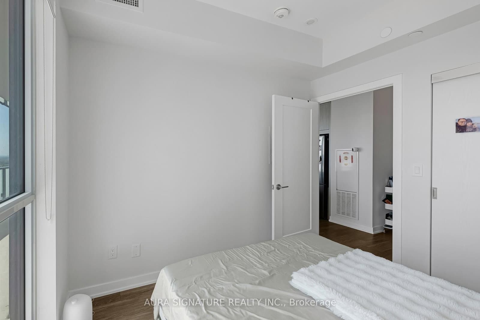 430 Square One Drive, Unit 2408 thumbnail 15