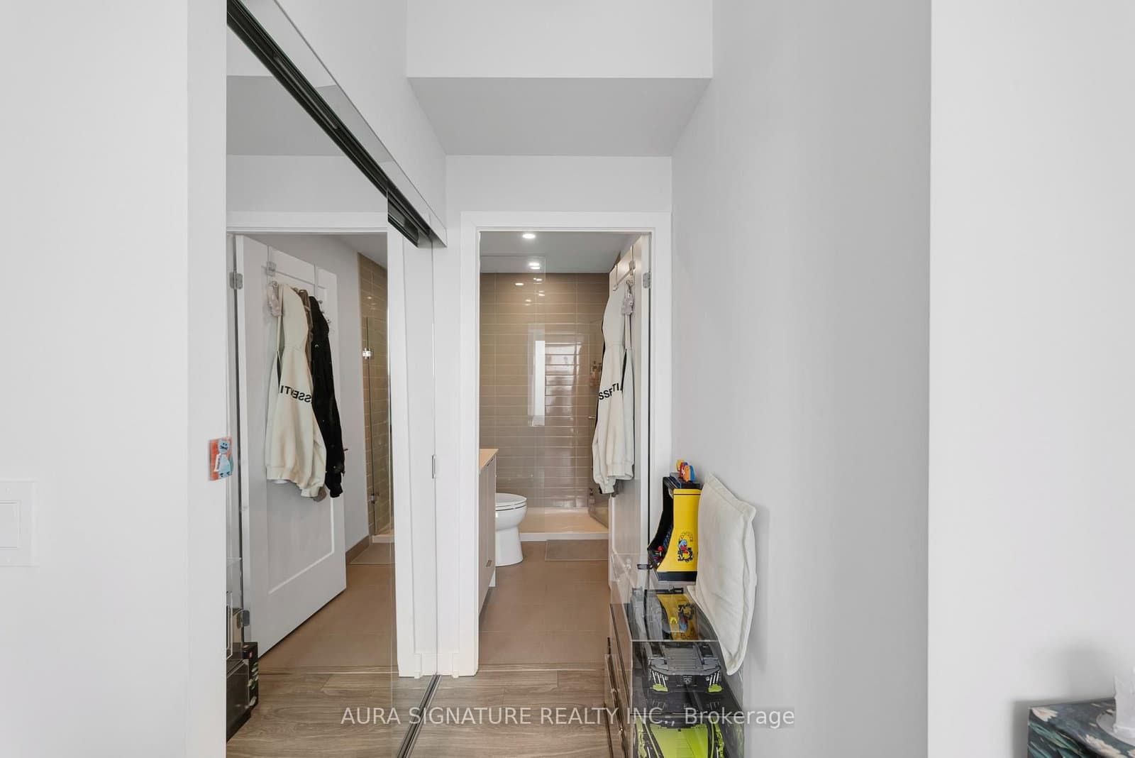 430 Square One Drive, Unit 2408 thumbnail 27