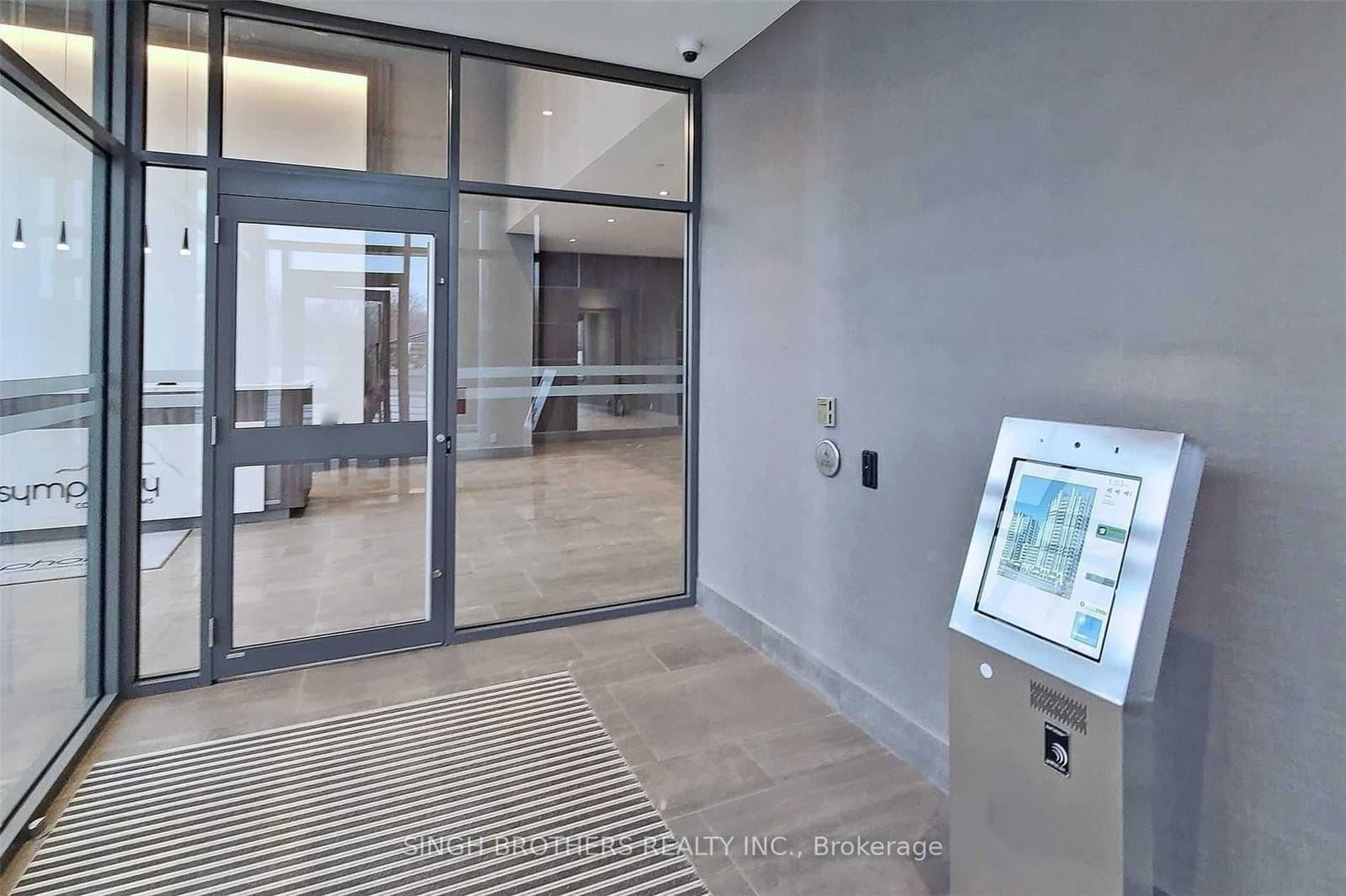 15 Lynch Street, Unit 701 thumbnail 5
