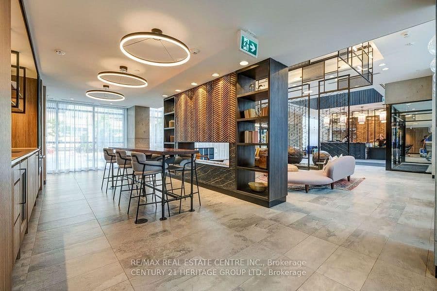 251 Manitoba Street, Unit 519 thumbnail 22