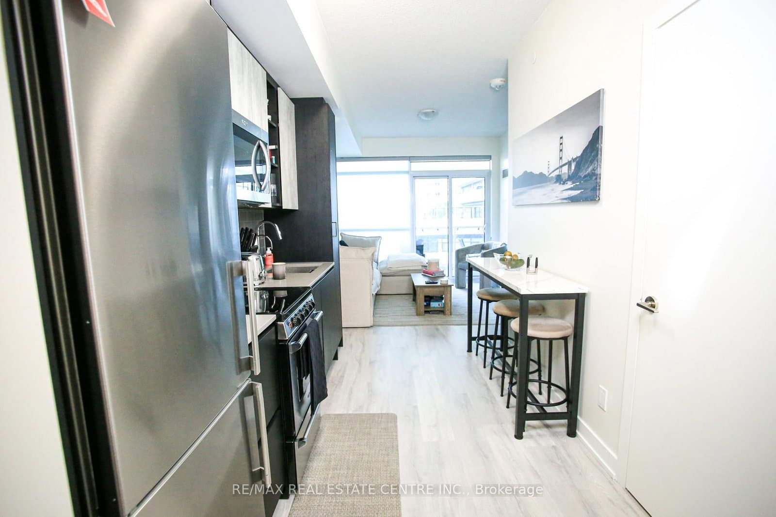 251 Manitoba Street, Unit 519 thumbnail 6