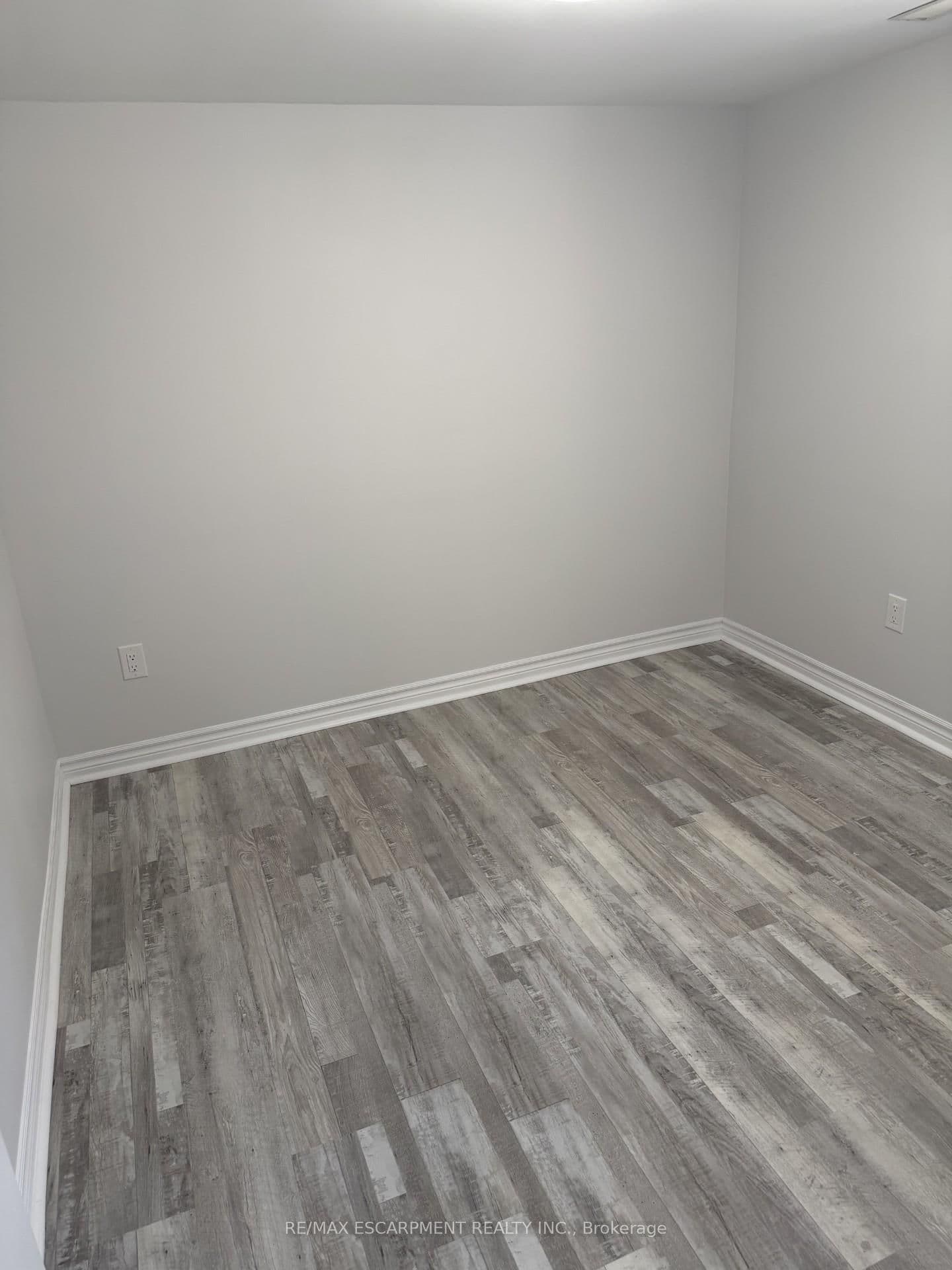 377 Martin Street, Unit LOWER thumbnail 7