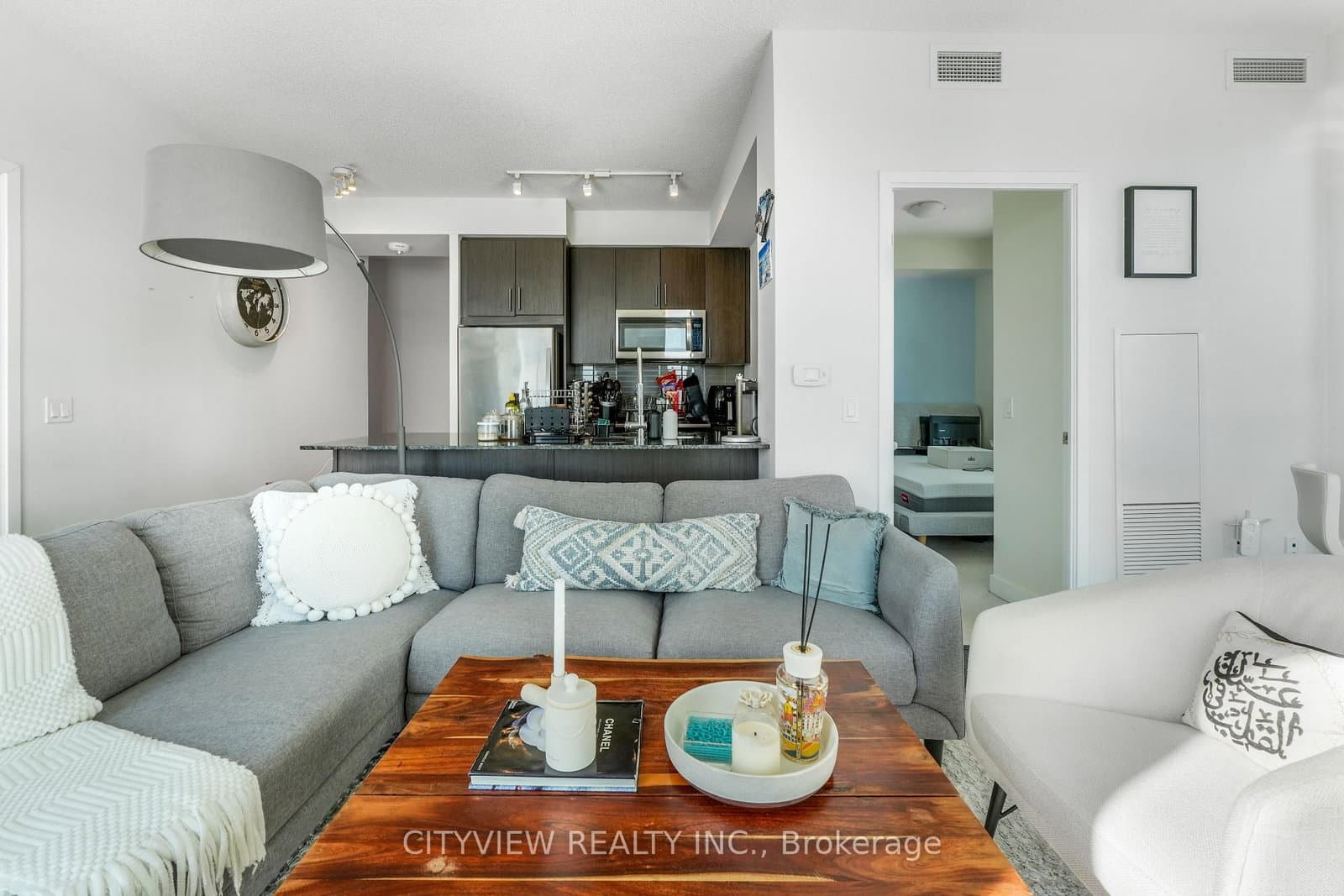 4055 Parkside Village Drive, Unit 1818 thumbnail 8