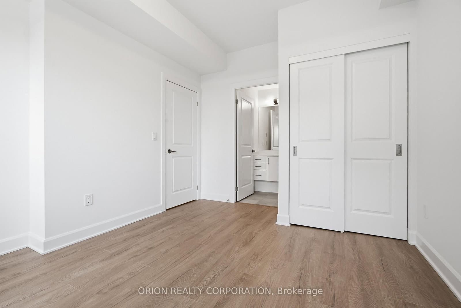3240 Wiliam Coltson Avenue, Unit 527 thumbnail 19