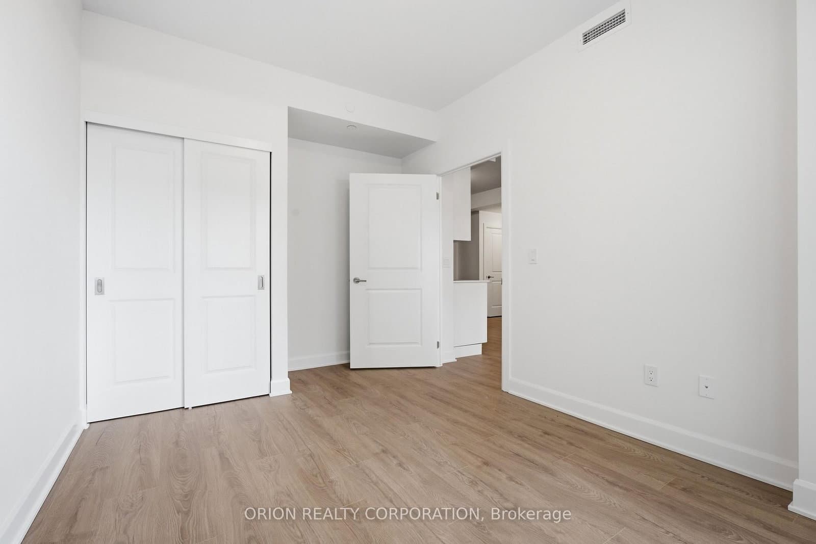 3240 Wiliam Coltson Avenue, Unit 527 thumbnail 28