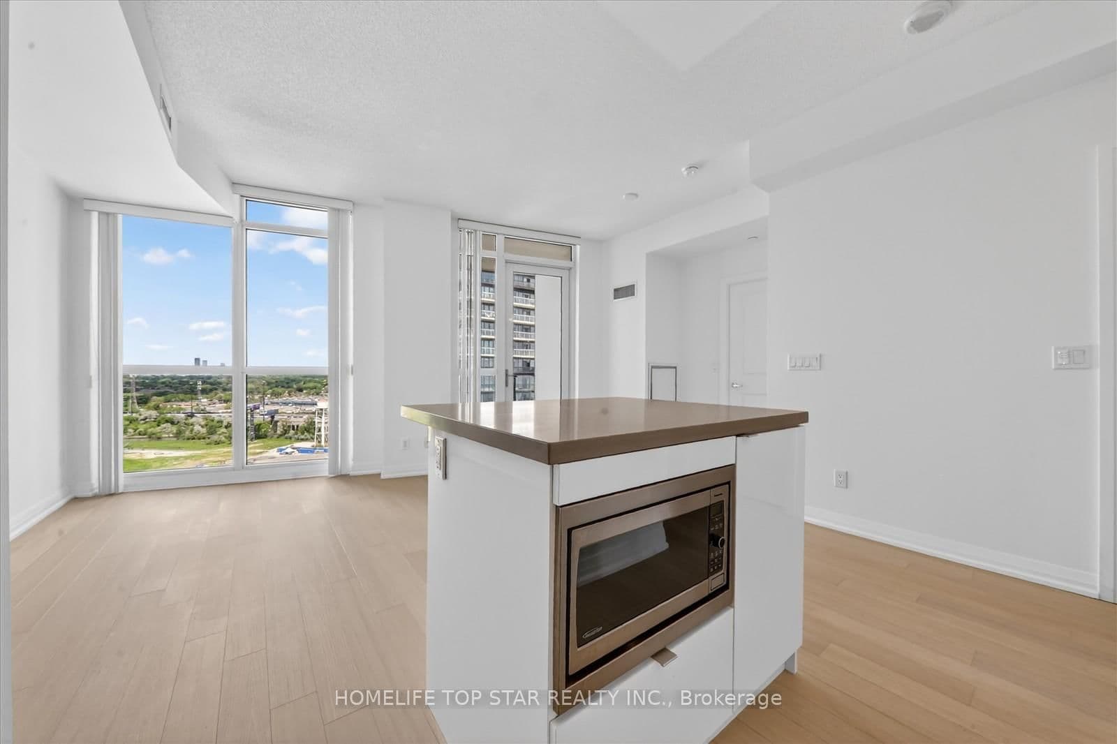 59 NW Annie Craig Drive NW, Unit 2208 thumbnail 19
