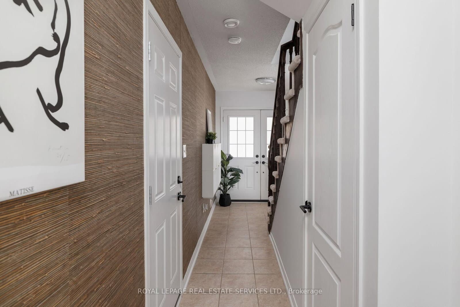 4823 Thomas Alton Boulevard, Unit 20 thumbnail 6