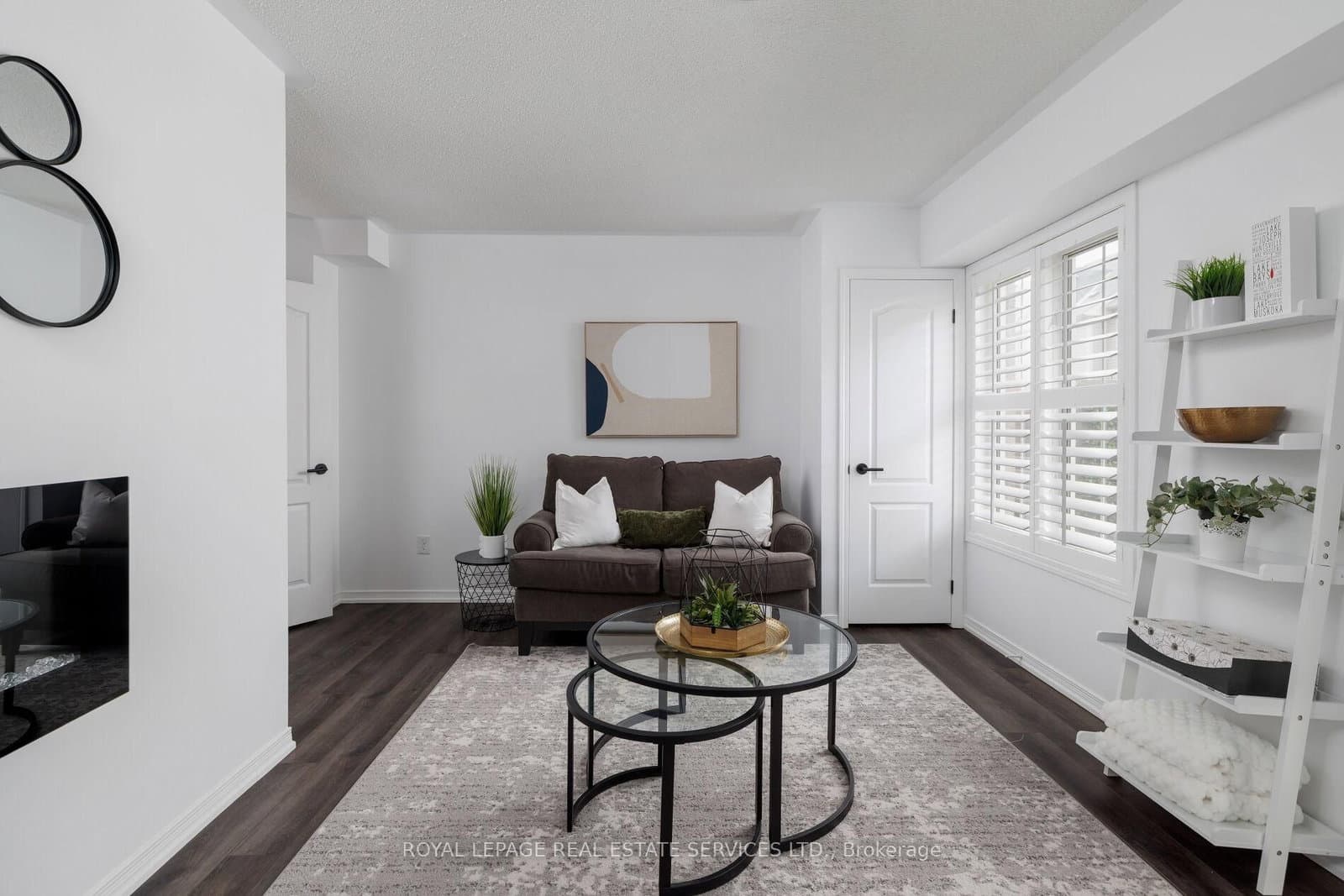 4823 Thomas Alton Boulevard, Unit 20 thumbnail 8
