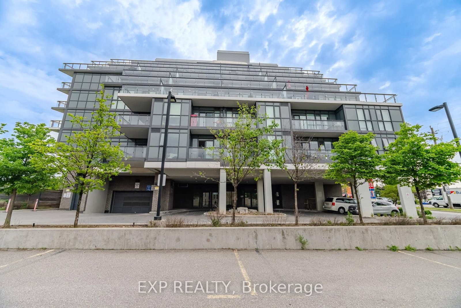 16 McAdam Avenue, Unit 306 - Image 1
