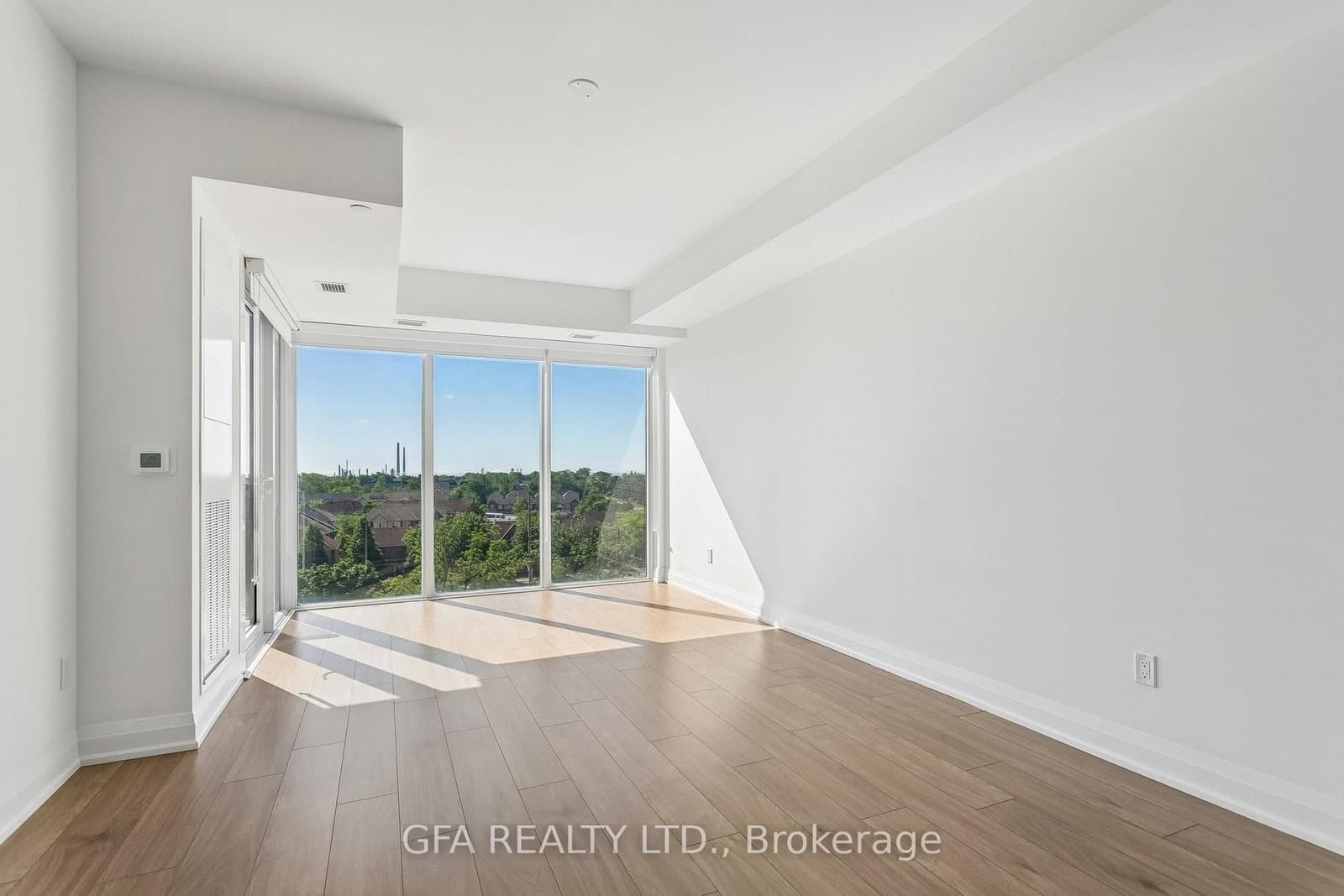 1035 Southdown Road, Unit 707 thumbnail 14