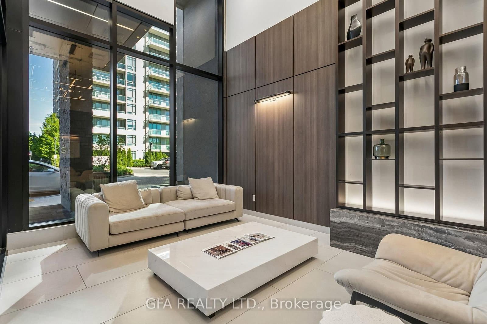 1035 Southdown Road, Unit 707 thumbnail 9