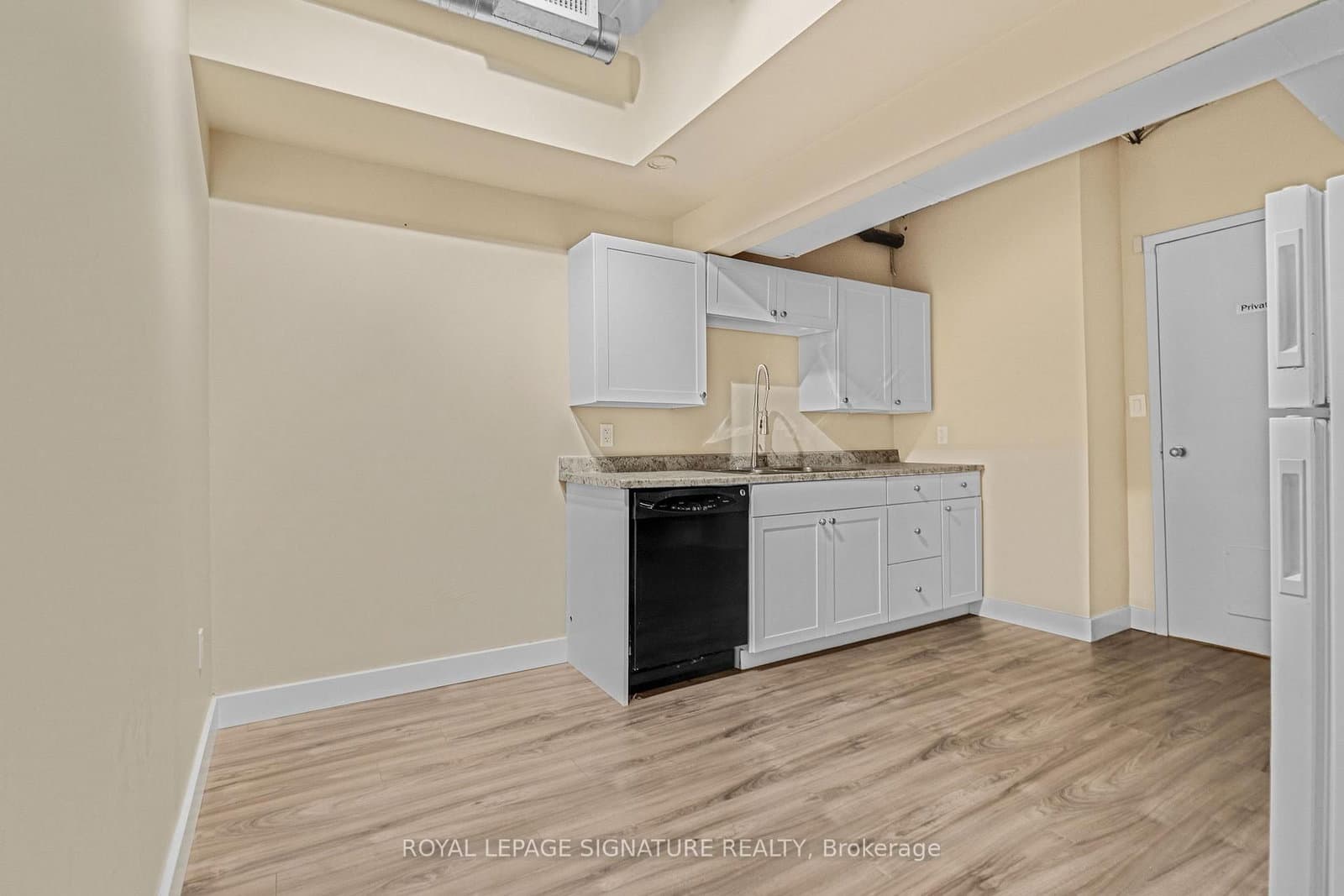 126 Trafalgar Road, Unit Suite 1 thumbnail 19
