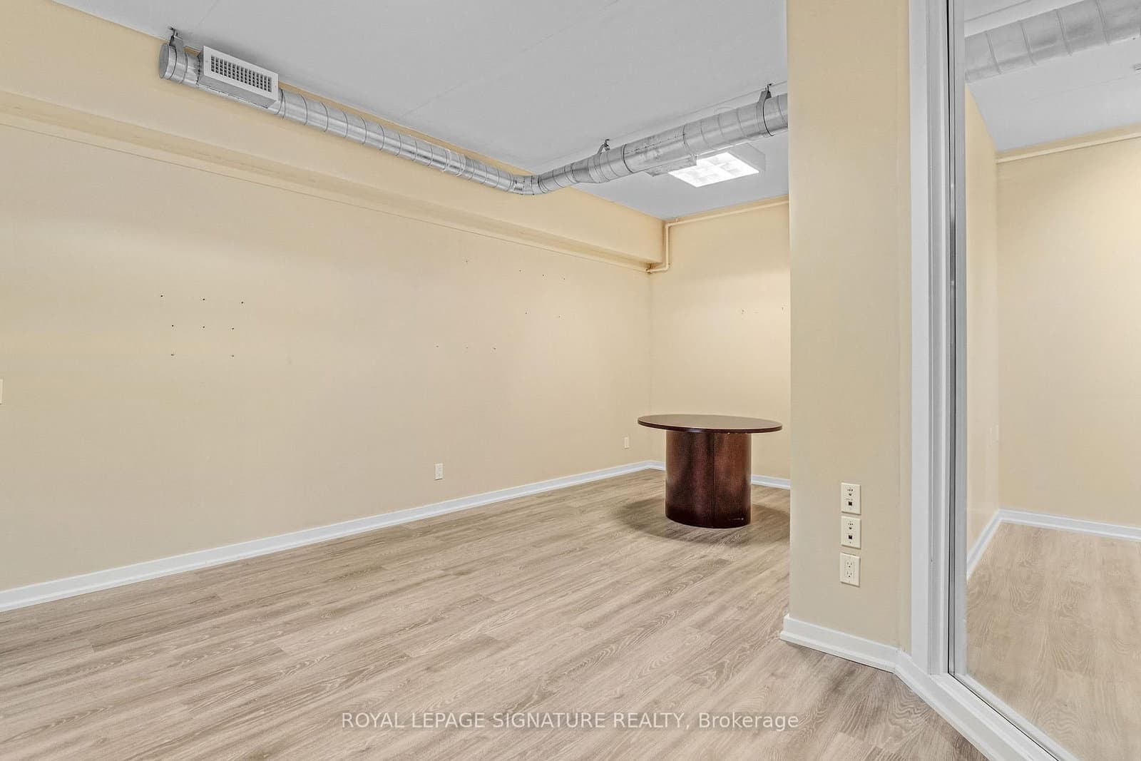 126 Trafalgar Road, Unit Suite 1 thumbnail 24