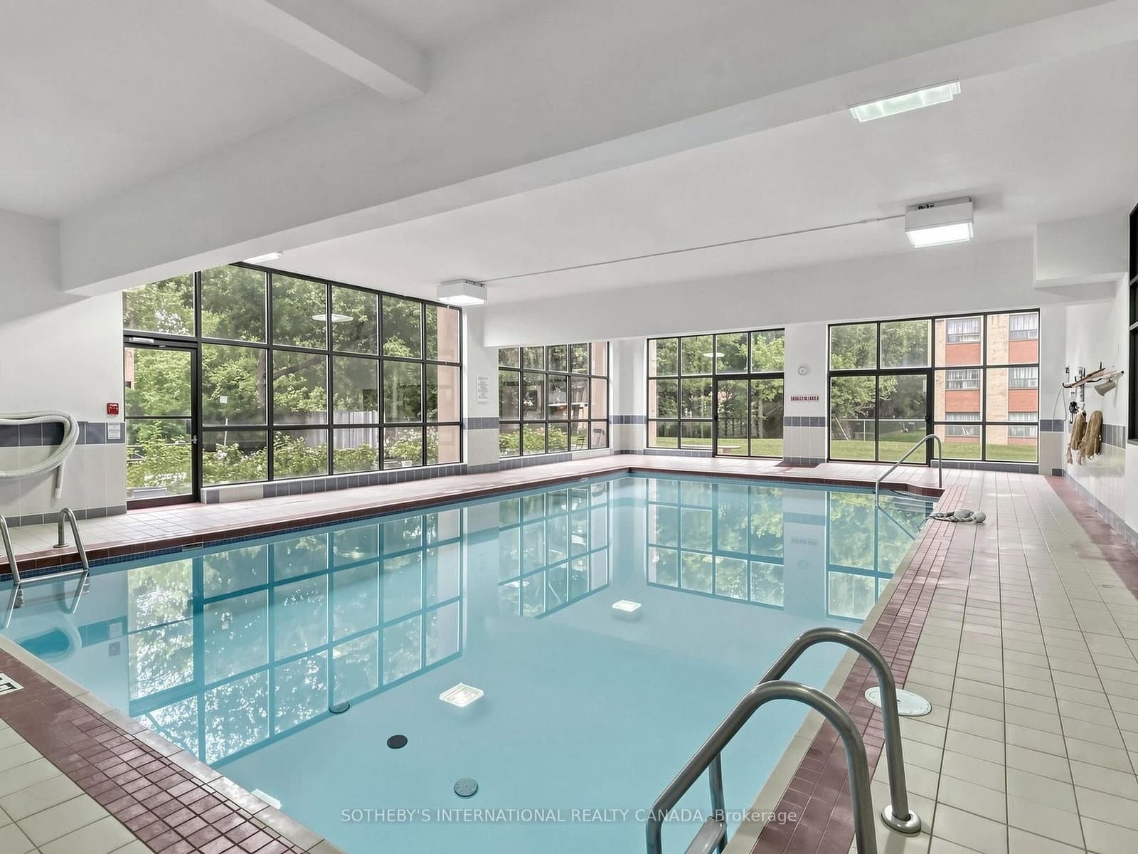 135 Marlee Avenue, Unit 403 thumbnail 25