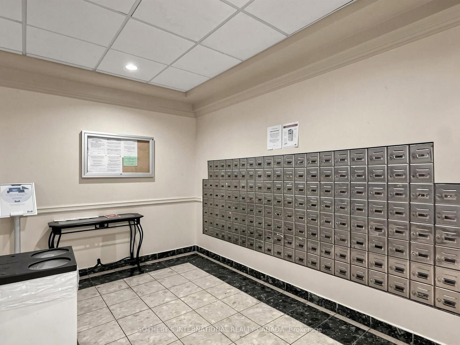 135 Marlee Avenue, Unit 403 thumbnail 30