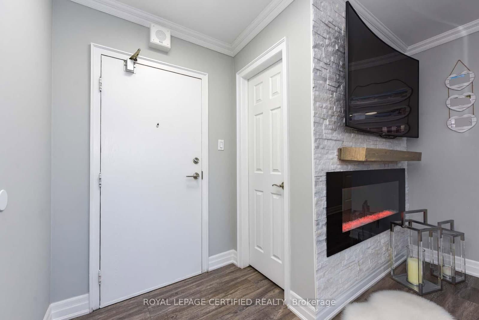 3170 Kirwin Avenue E, Unit 204 thumbnail 2