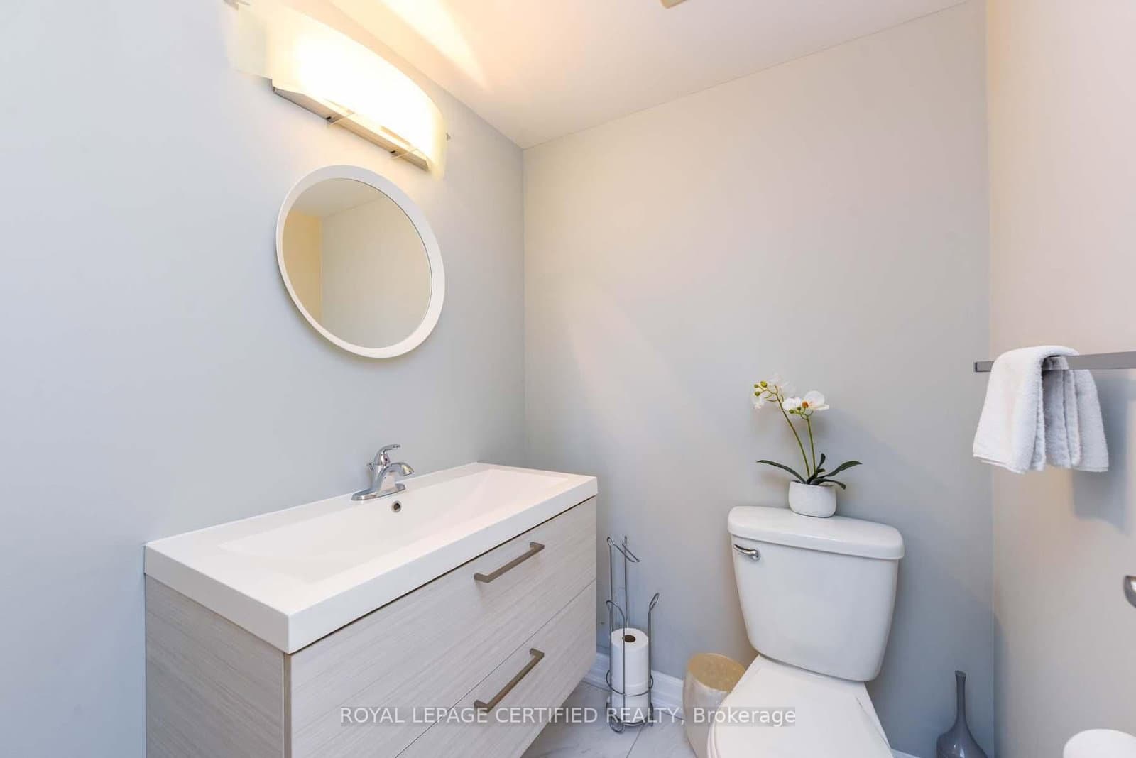 3170 Kirwin Avenue E, Unit 204 thumbnail 8