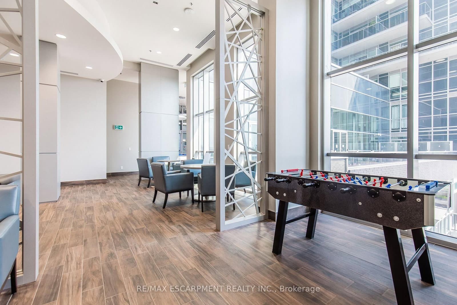 2093 Fairview Street, Unit 611 thumbnail 36