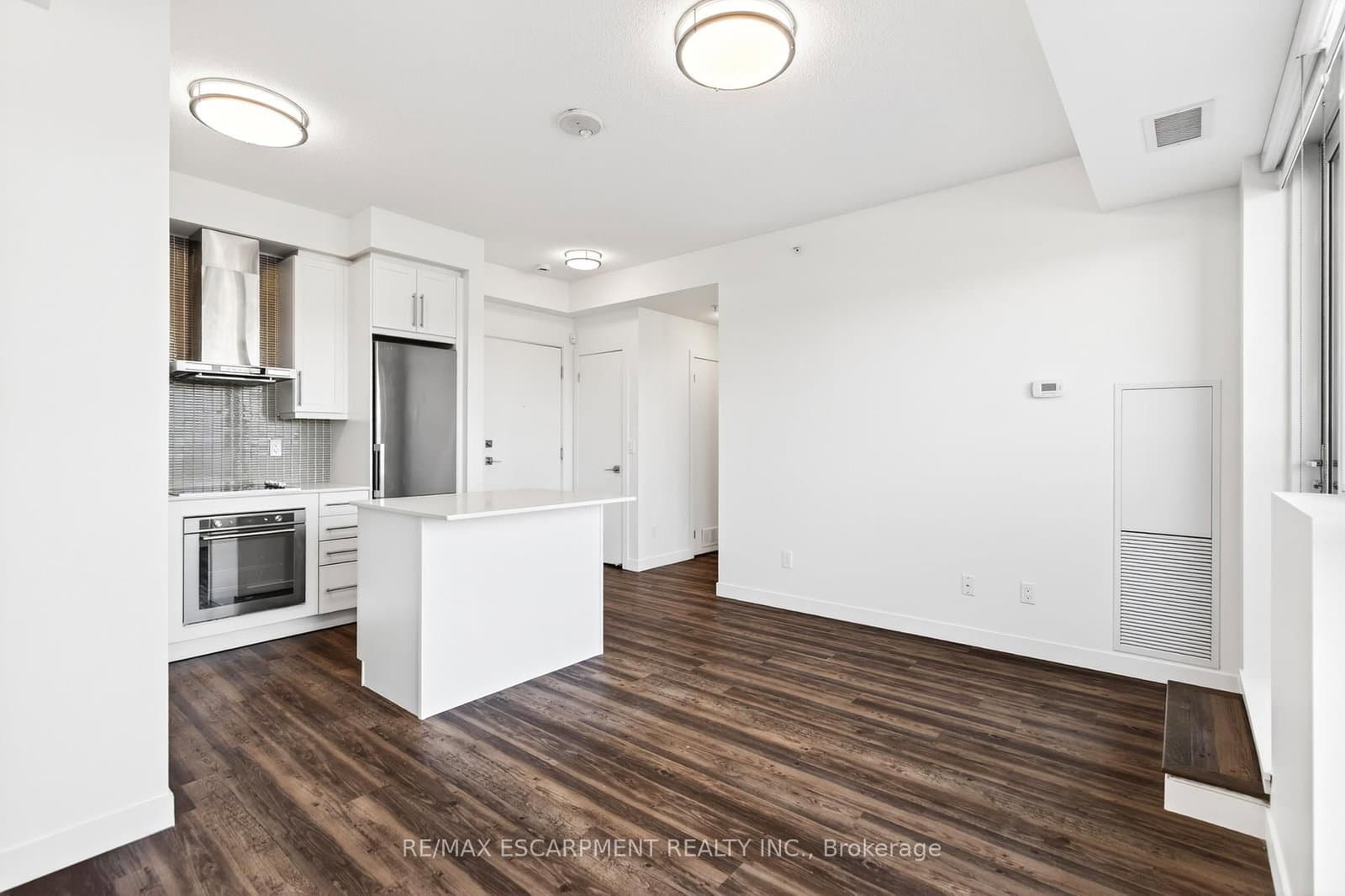 2093 Fairview Street, Unit 611 thumbnail 7