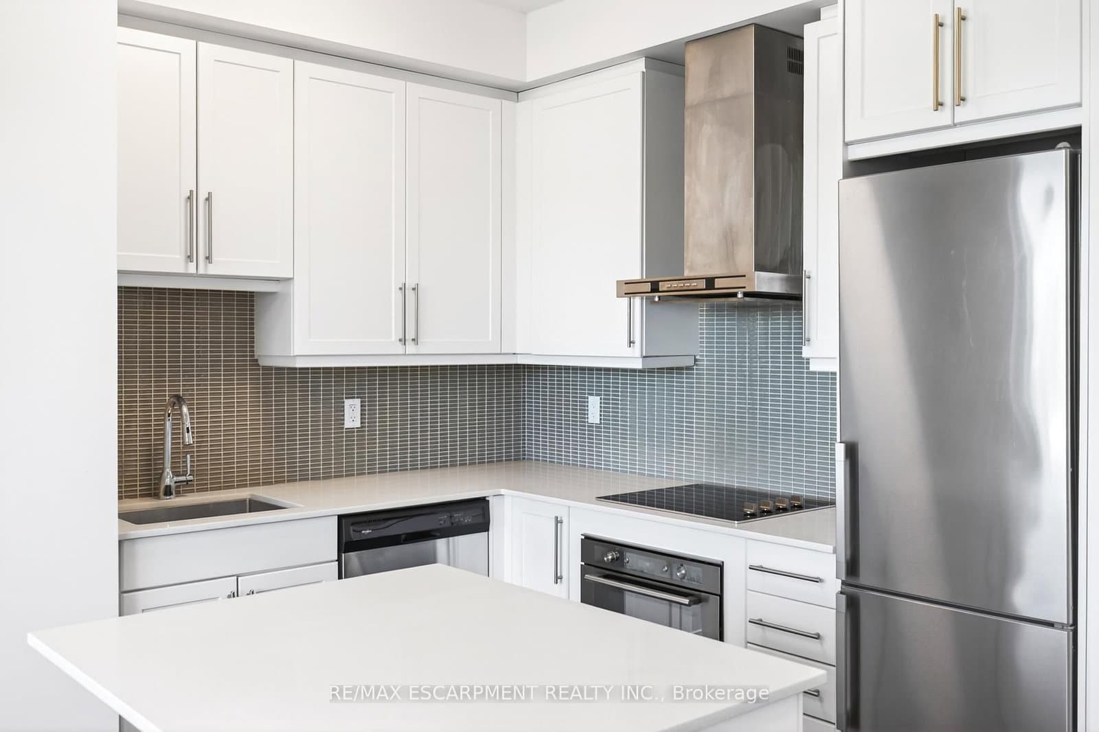 2093 Fairview Street, Unit 611 thumbnail 9