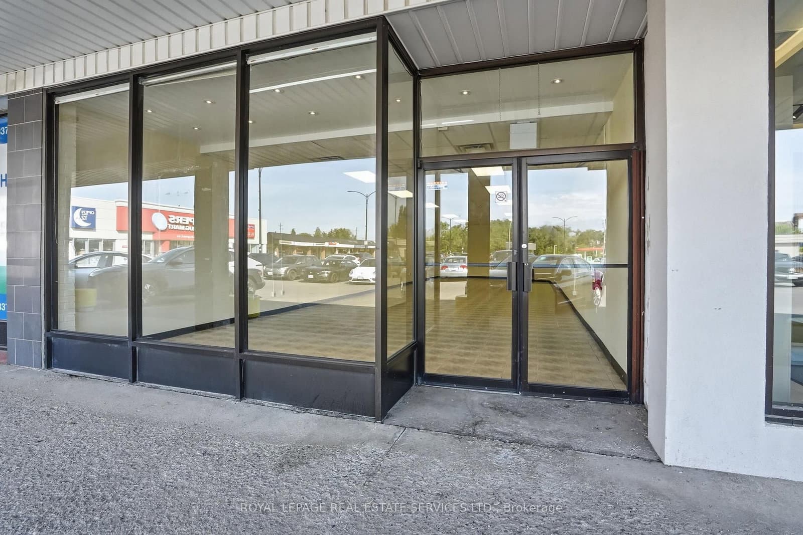 467 Guelph Line - Image 1