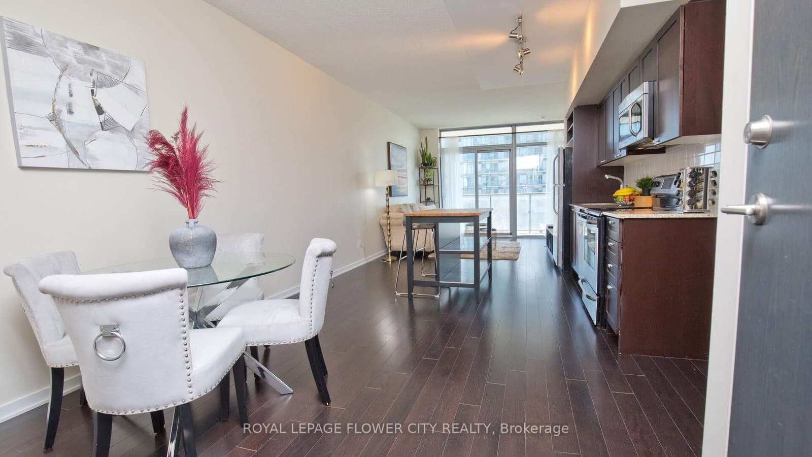 105 The Queensway Avenue, Unit 415 thumbnail 17