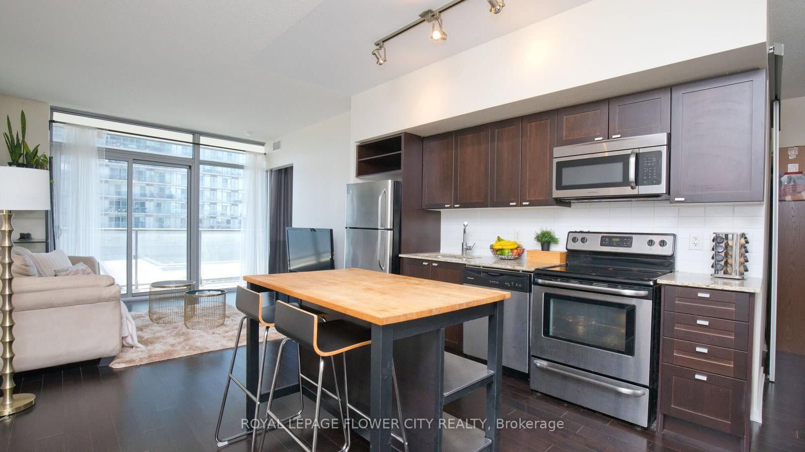 105 The Queensway Avenue, Unit 415 thumbnail 26