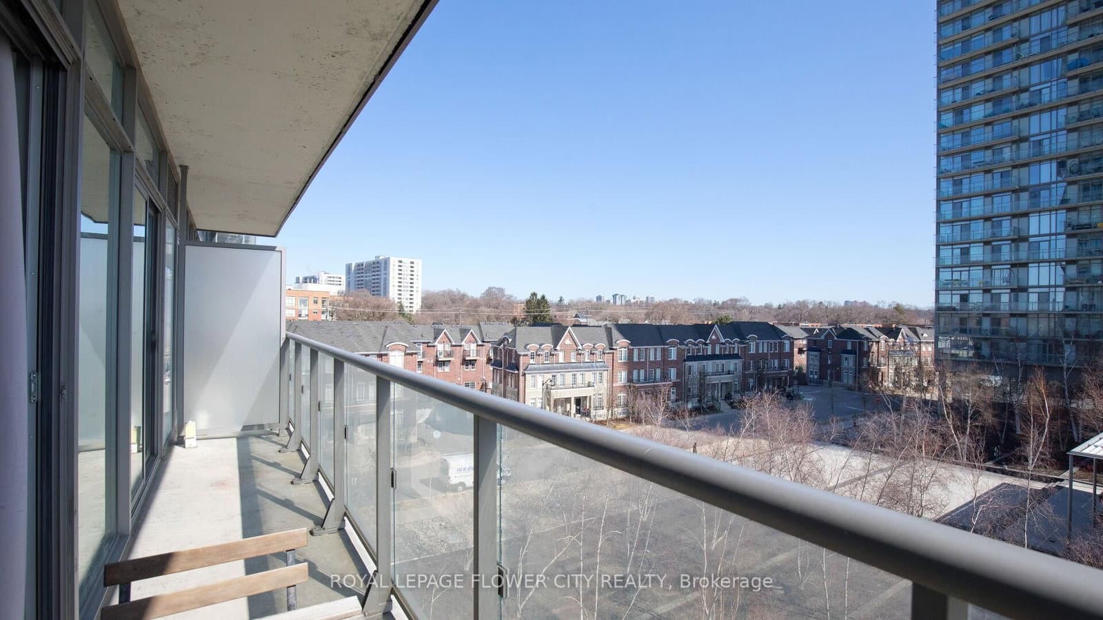 105 The Queensway Avenue, Unit 415 thumbnail 40