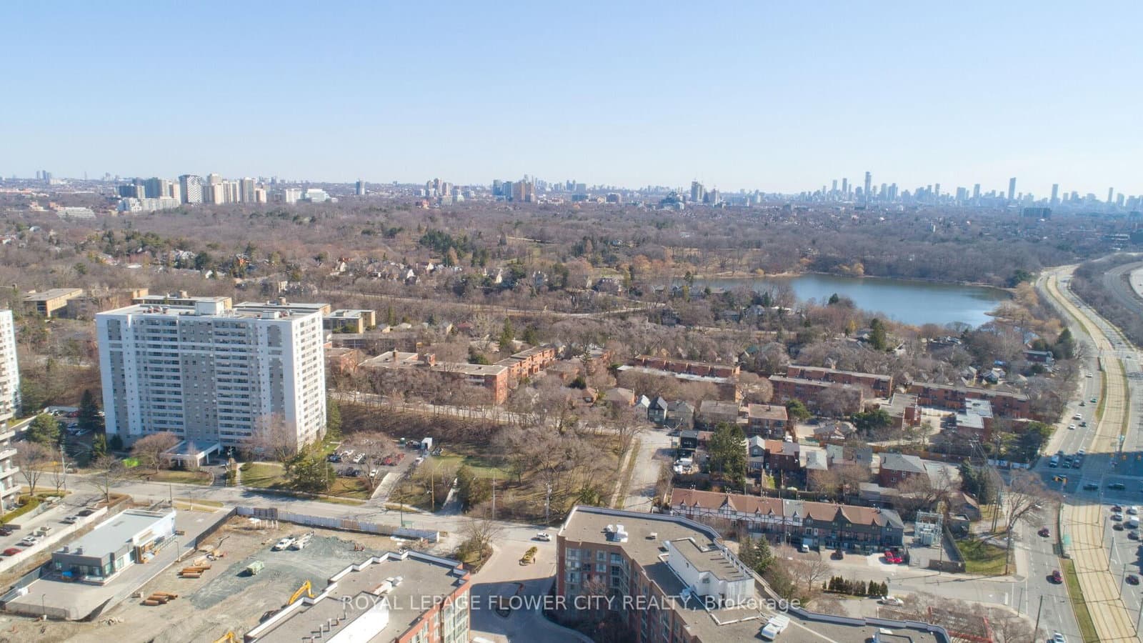 105 The Queensway Avenue, Unit 415 thumbnail 7