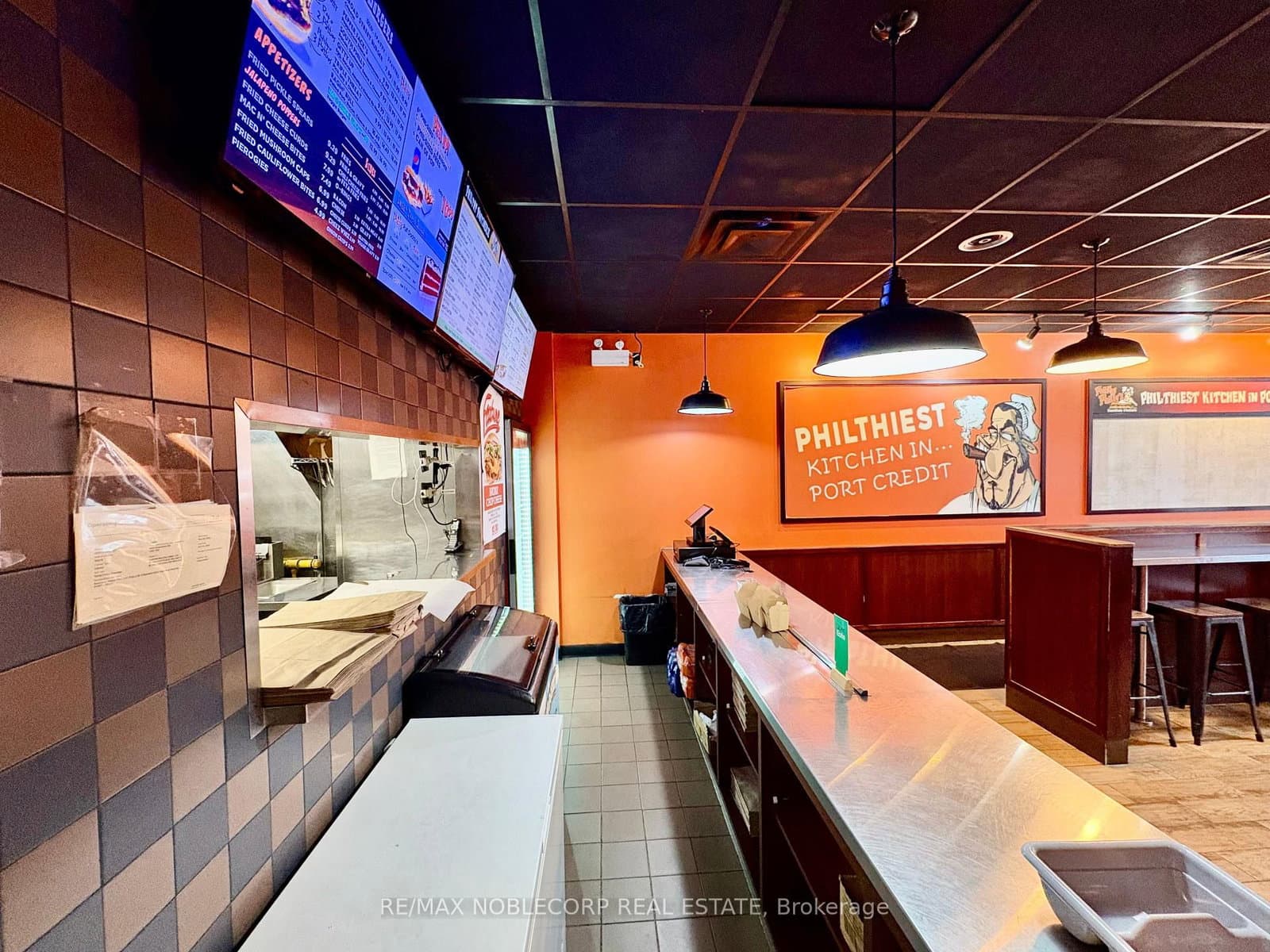 114 Lakeshore Road E, Unit 4 thumbnail 7