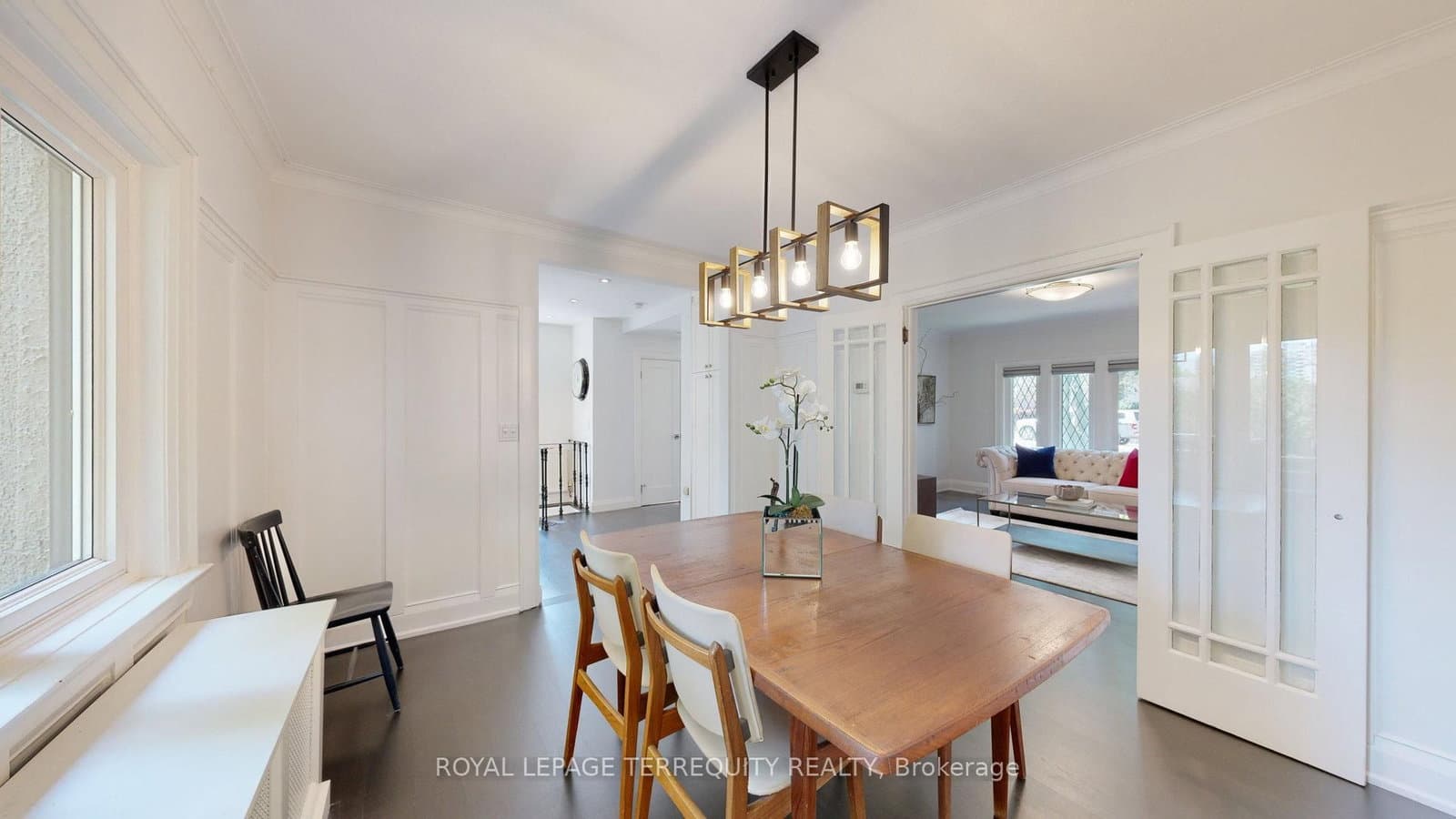 65 Burnhamthorpe Crescent thumbnail 13