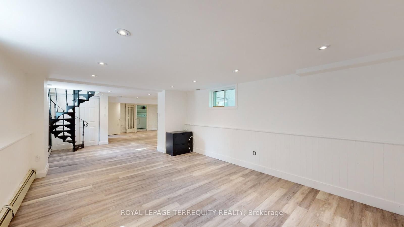 65 Burnhamthorpe Crescent thumbnail 36