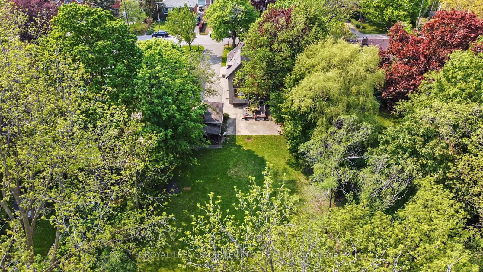 65 Burnhamthorpe Crescent thumbnail 42