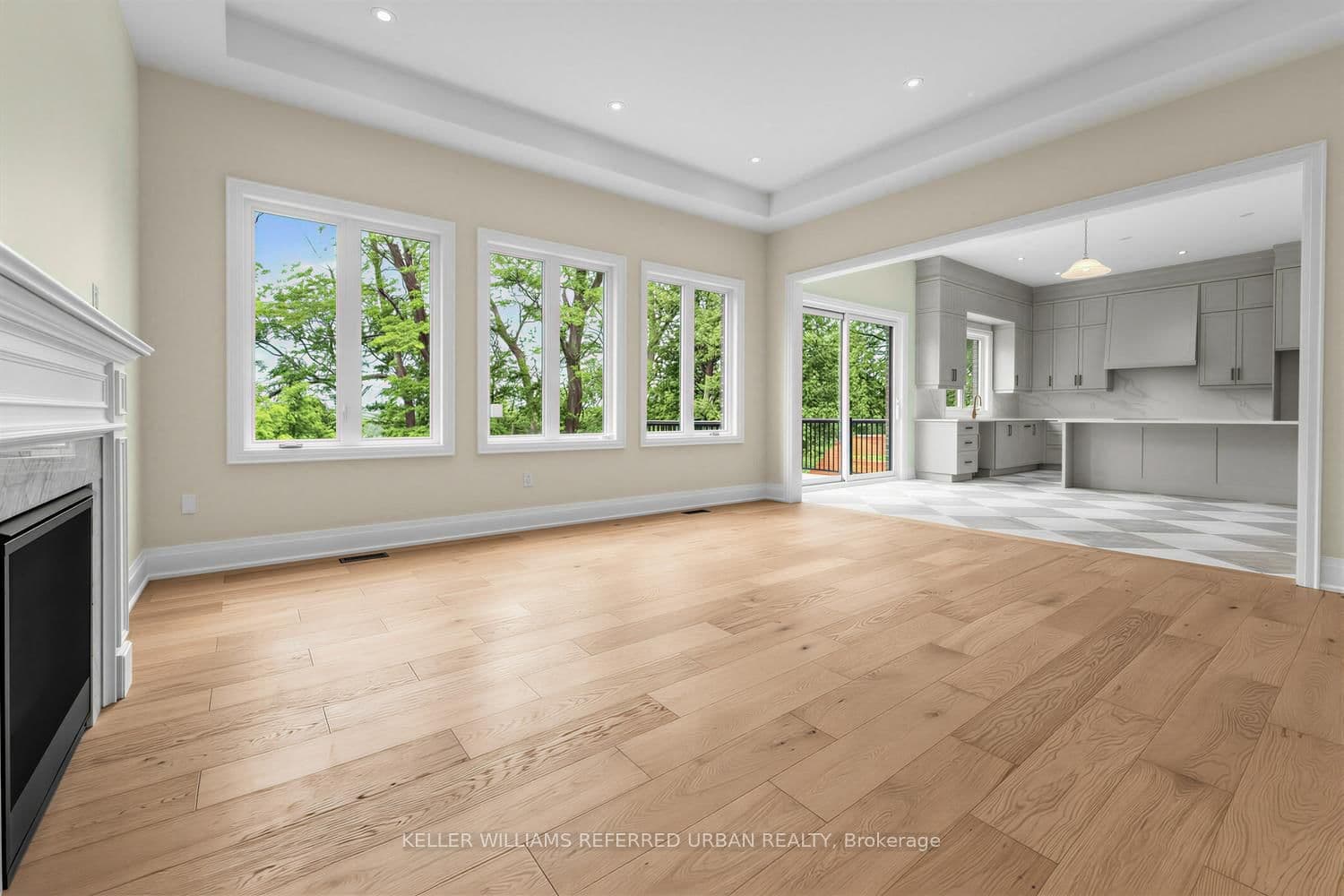 1429 Dundas Crescent thumbnail 19