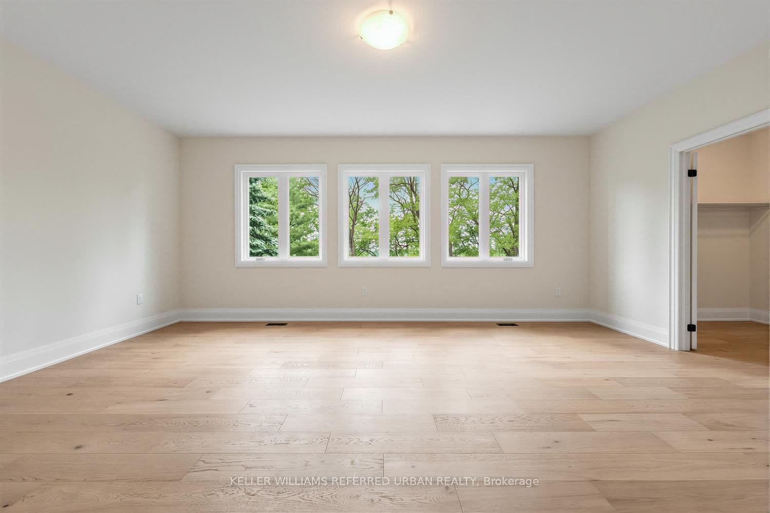 1429 Dundas Crescent thumbnail 22