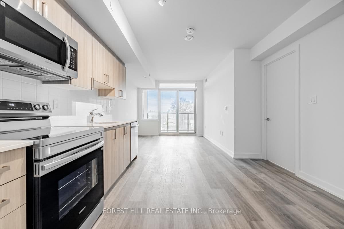 556 Marlee Avenue, Unit 301 thumbnail 15