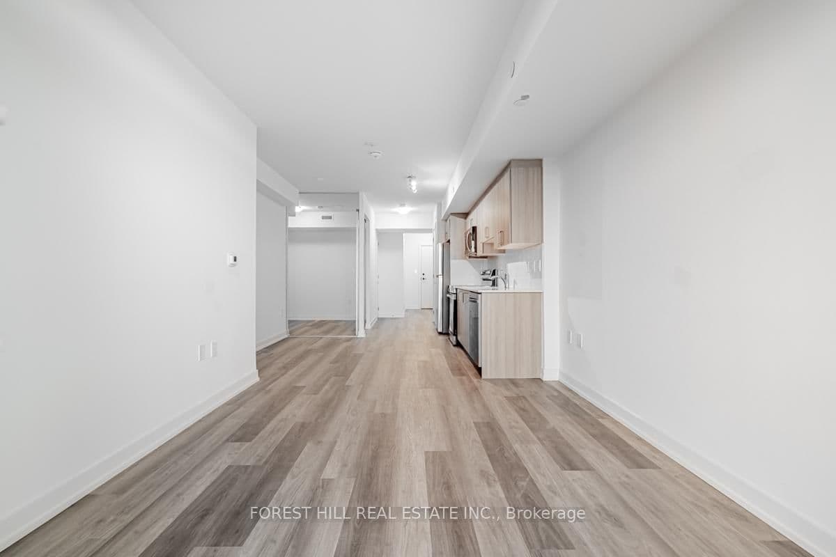 556 Marlee Avenue, Unit 301 thumbnail 17