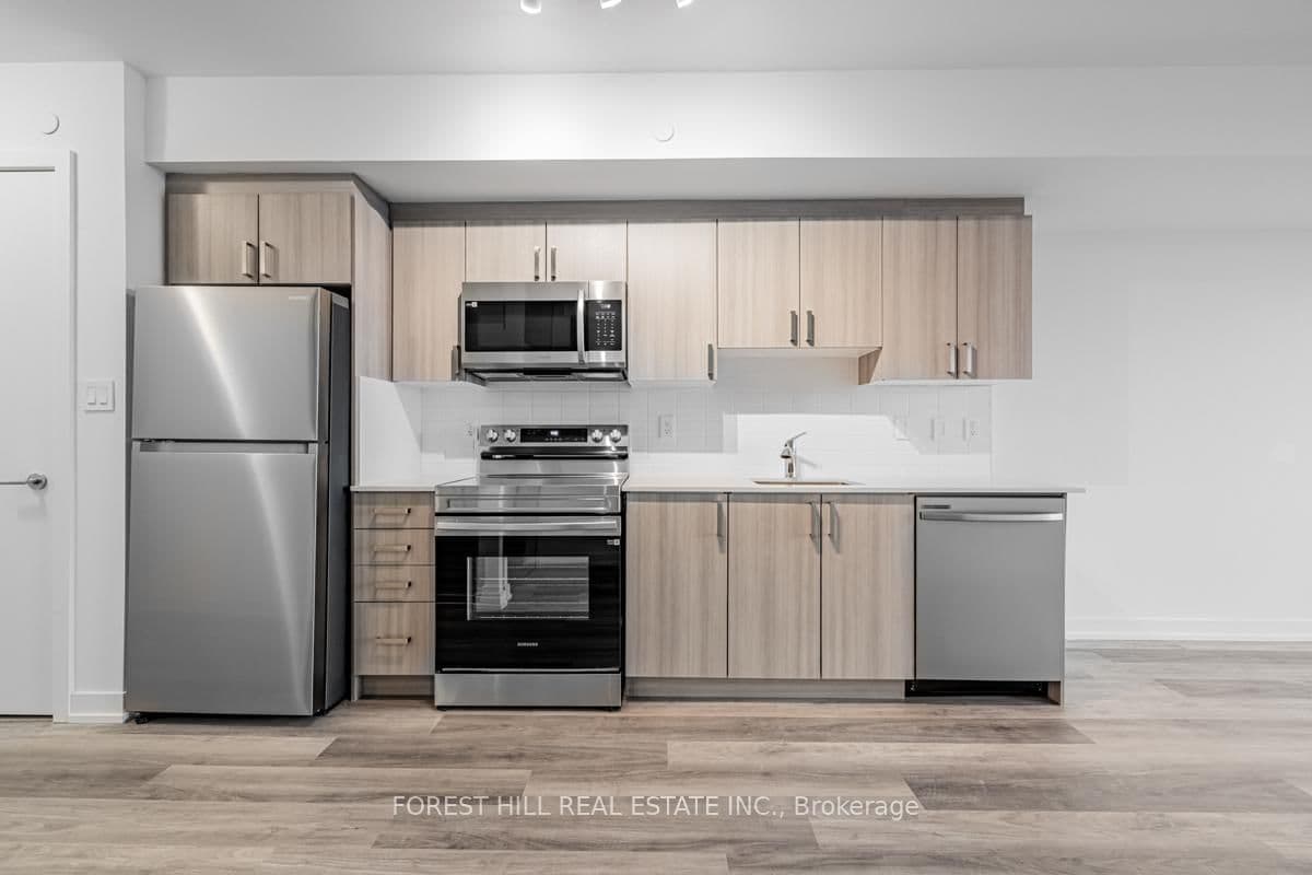 556 Marlee Avenue, Unit 301 thumbnail 21