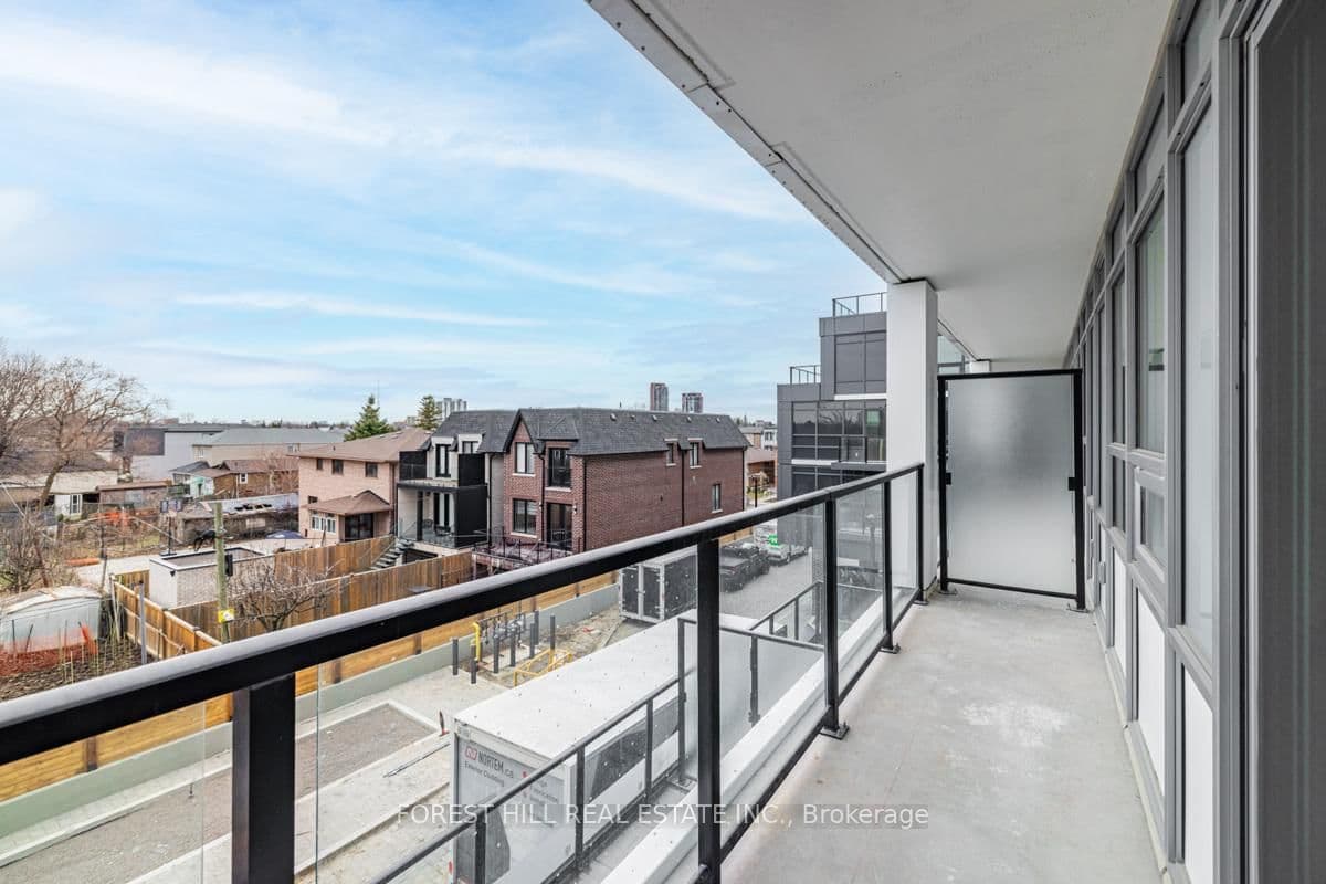556 Marlee Avenue, Unit 301 thumbnail 27