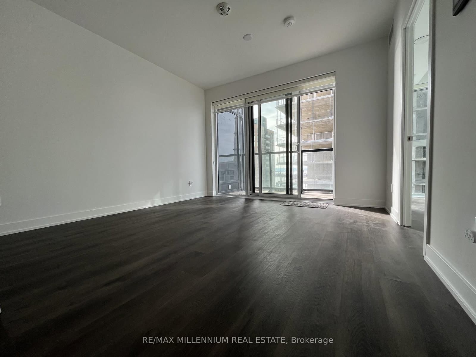 370 Martha Street, Unit 1608 thumbnail 16