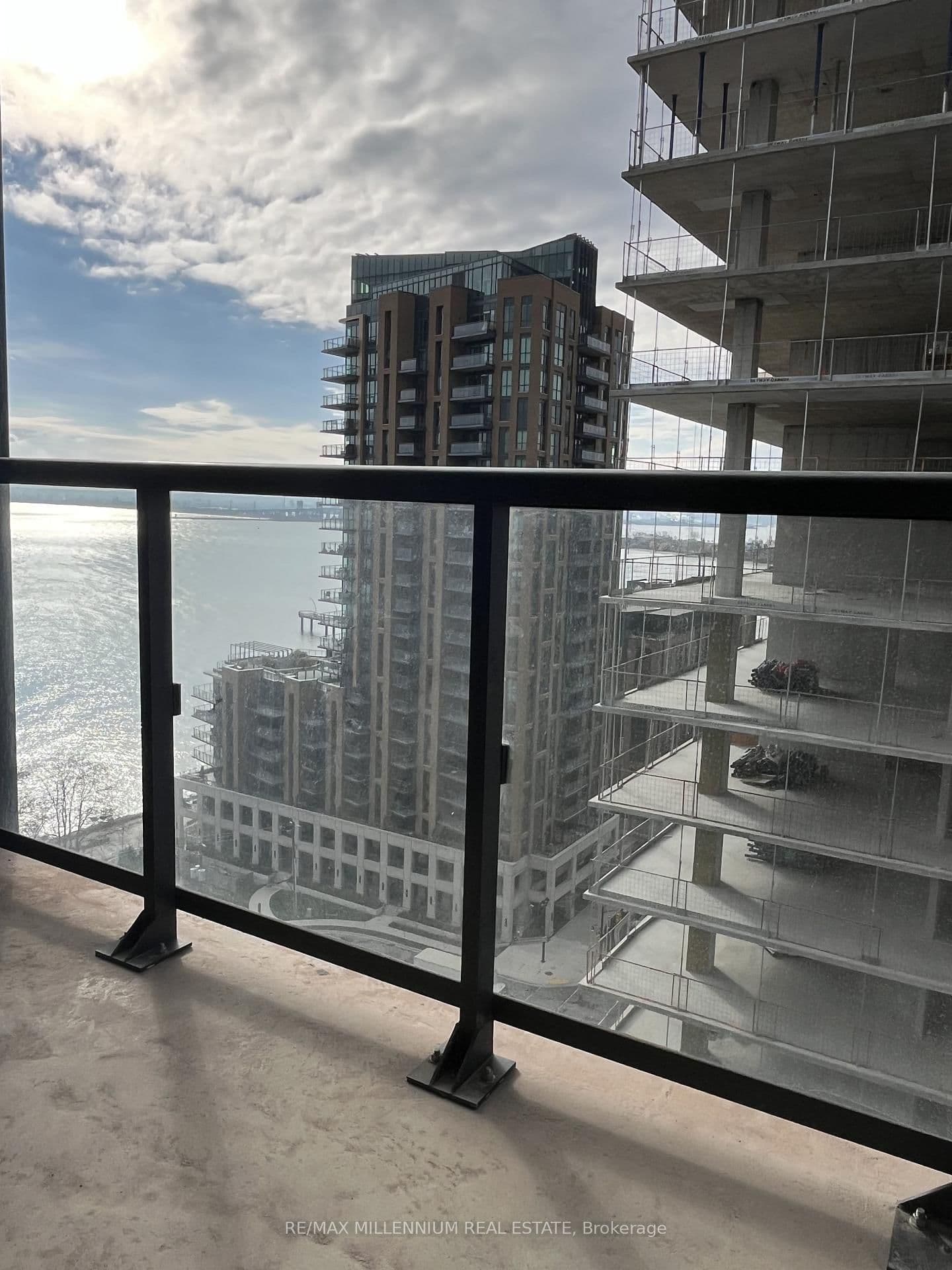 370 Martha Street, Unit 1608 thumbnail 3