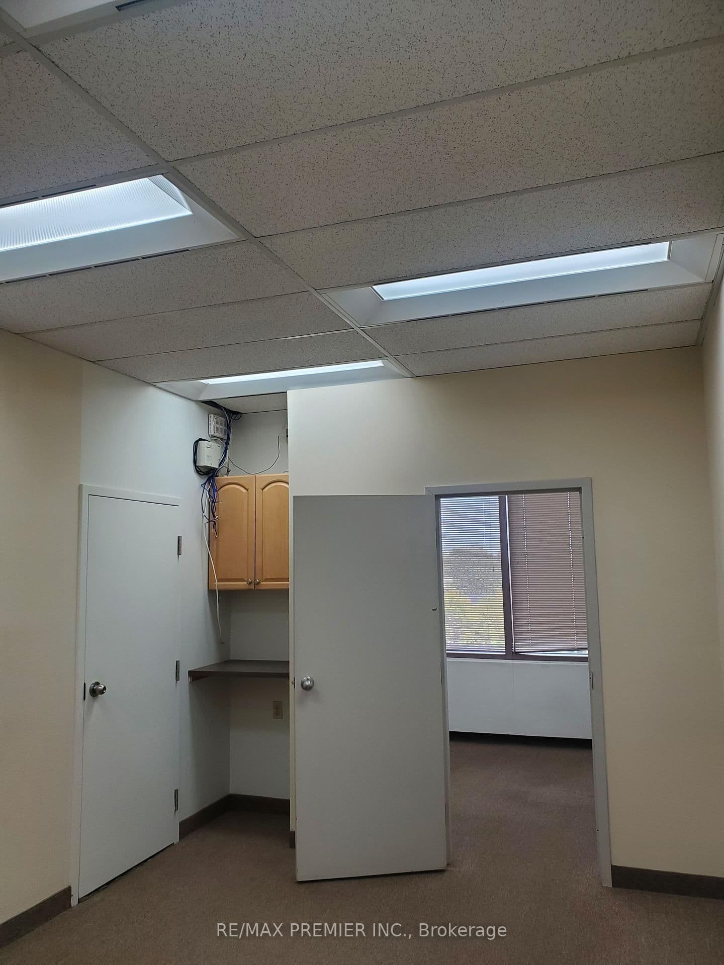 3200 Dufferin Street, Unit 421 thumbnail 6
