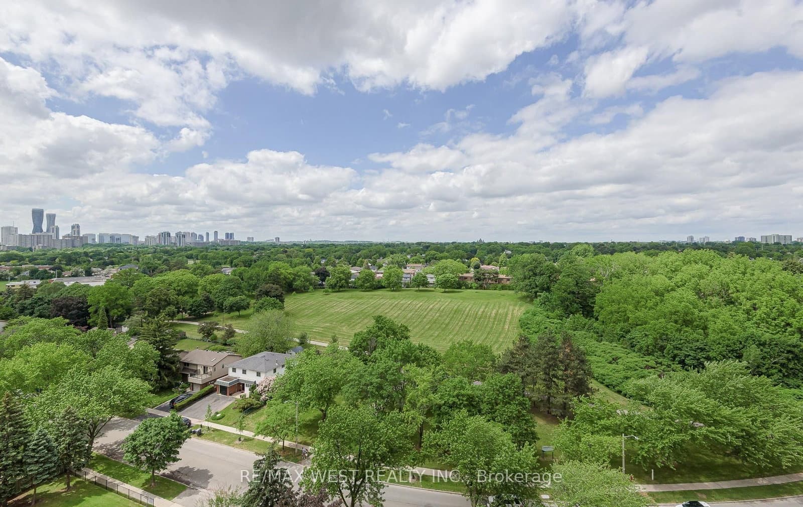 530 Lolita Gardens NE, Unit 1407 thumbnail 10